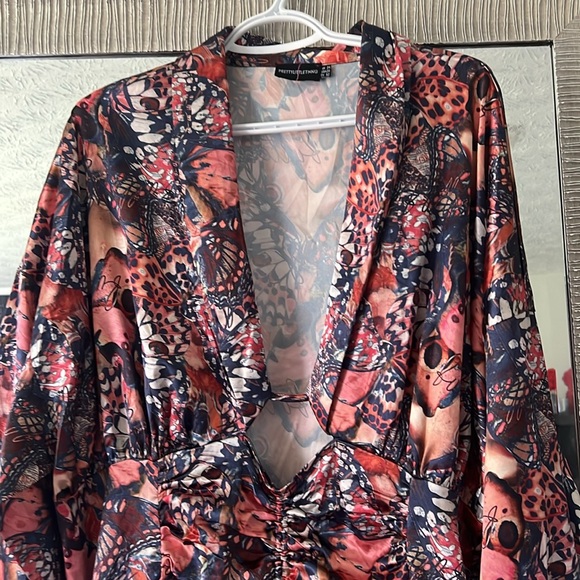 butterfly ruched satin print dress - Picture 2 of 7